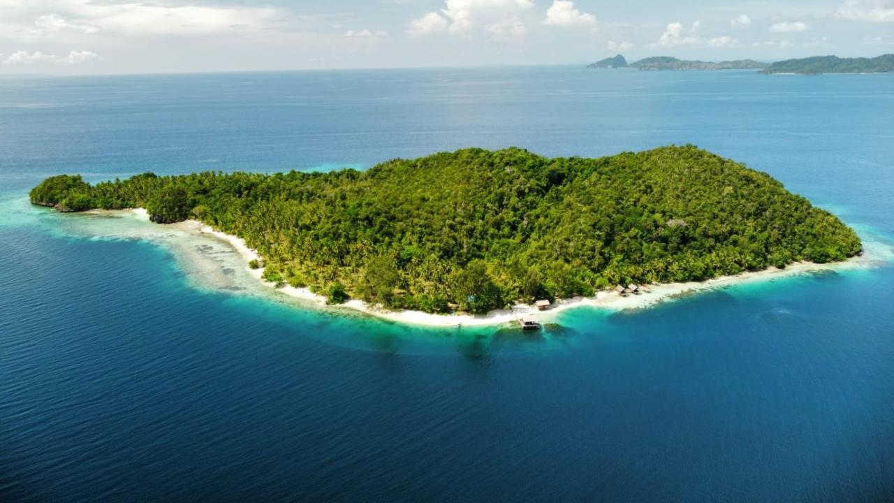 Meos Ambower Homestay Raja Ampat Fam Eksteriør billede